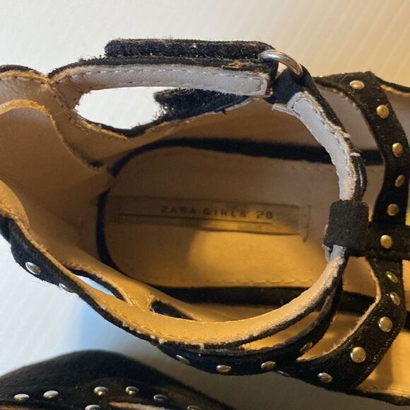 Zara Girls kids Black Cage Silver Stud faux suede Flats shoes -28/US 5 - Picture 8 of 8